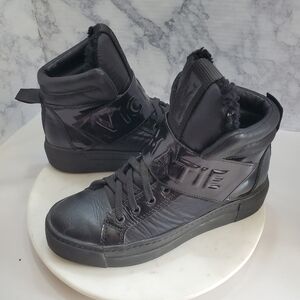 Vic Matie Black High Top Sneakers 38 US 7.5‎ Sherpa Leather Nylon Streetwear